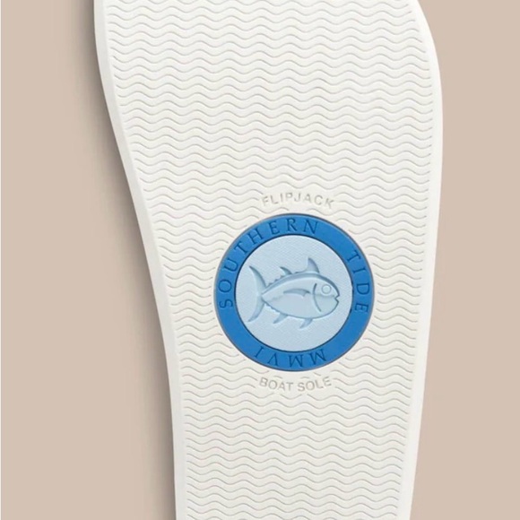 Southern Tide Silver Flip Flops - Picture 3 of 6